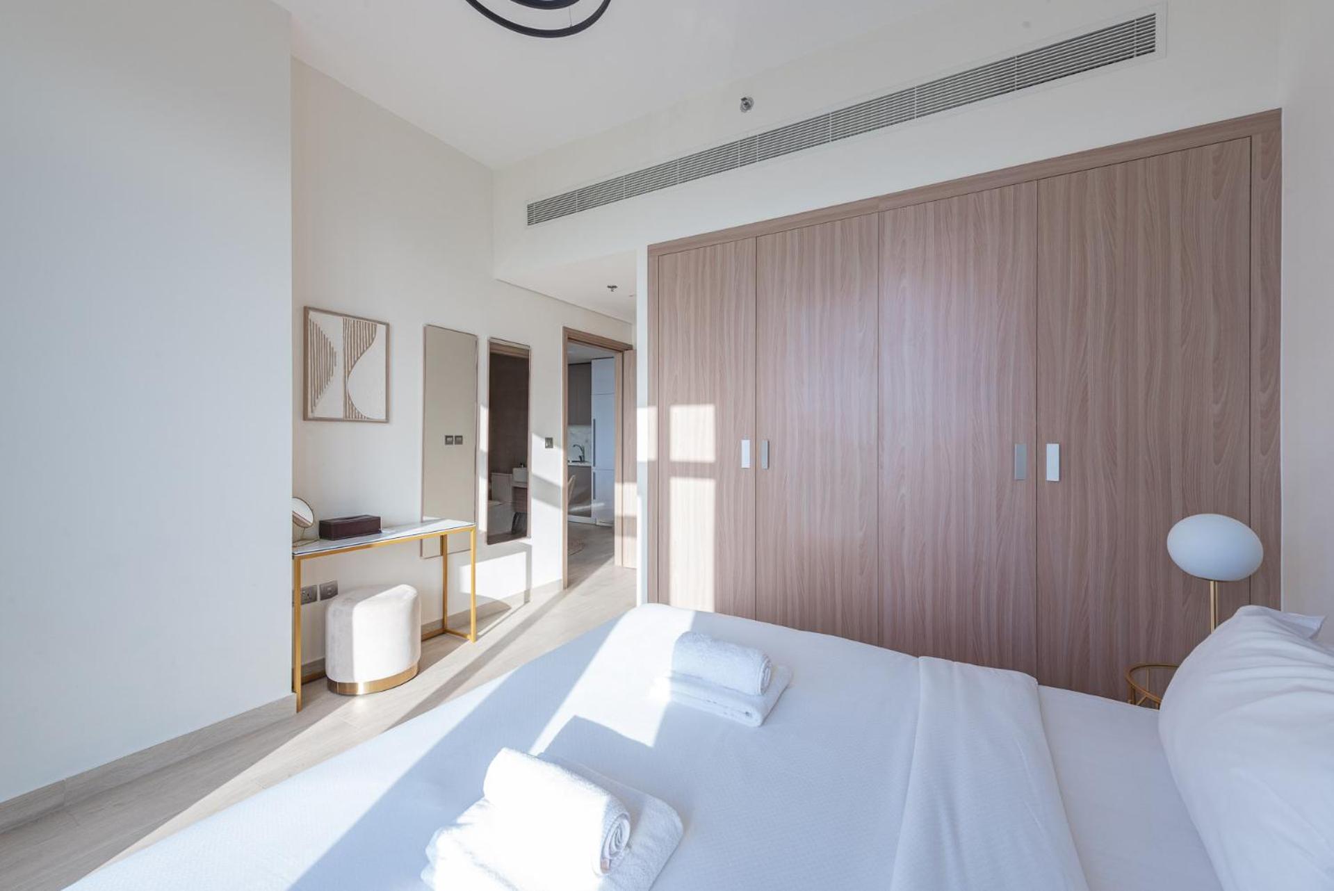 Апартаменты Cozy & Convenient 1Br Haven In Al Jaddaf Дубай Экстерьер фото