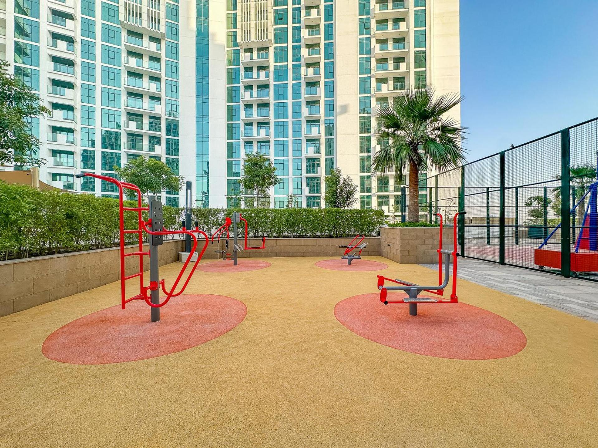 Апартаменты Cozy & Convenient 1Br Haven In Al Jaddaf Дубай Экстерьер фото